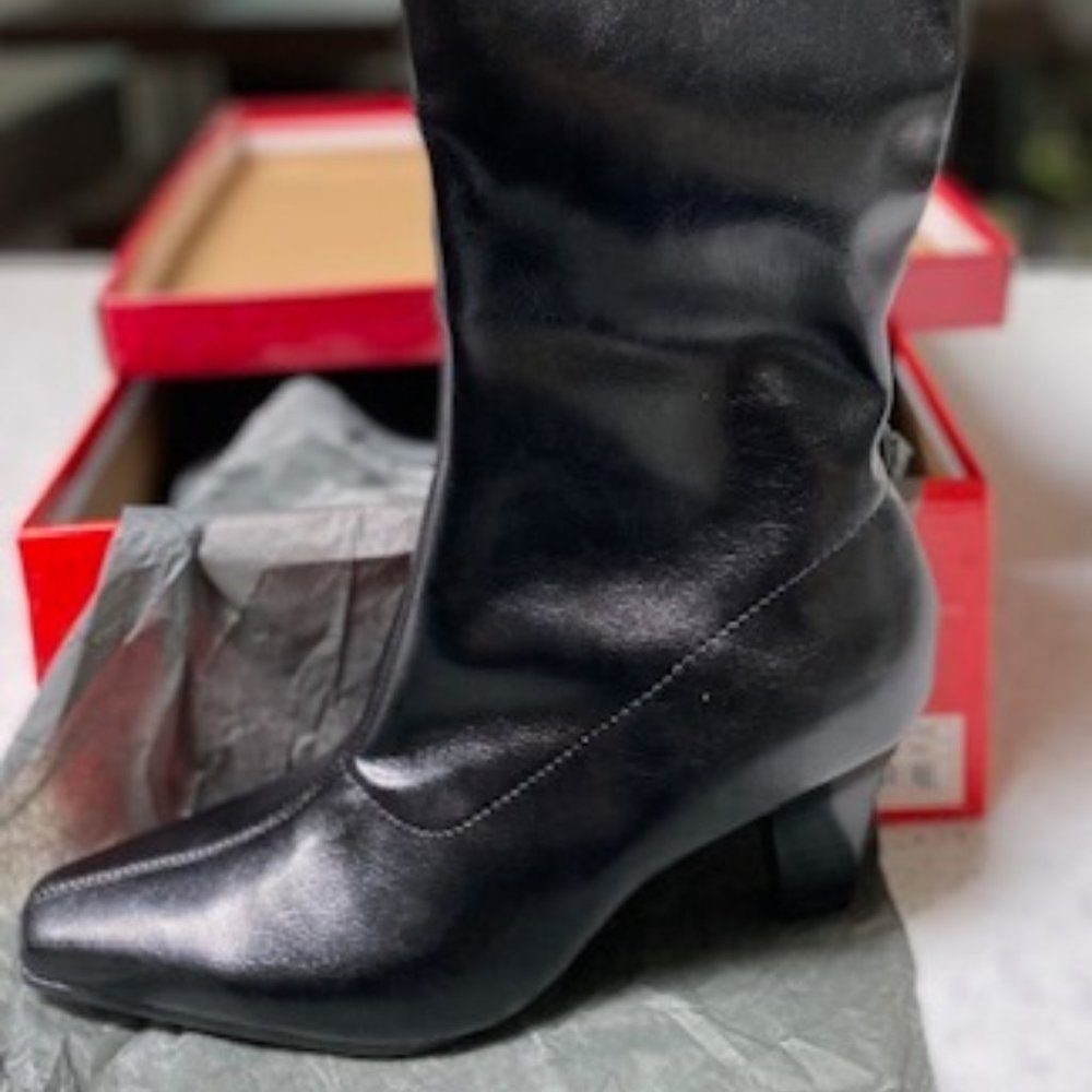 Aerosoles Risky Pizness Black Boot NIB Size 7 1/2 M
